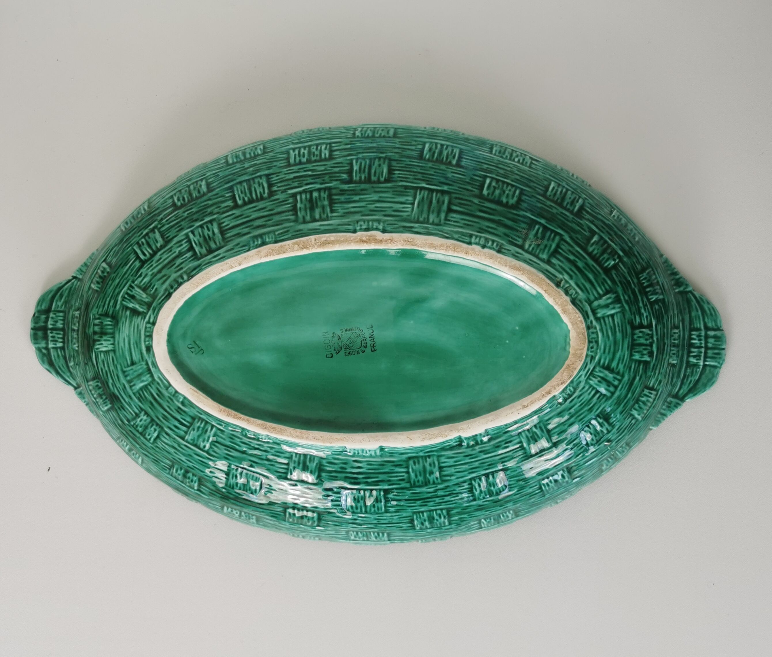 Oval dish Digoin