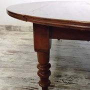 Table basse ovale en bois