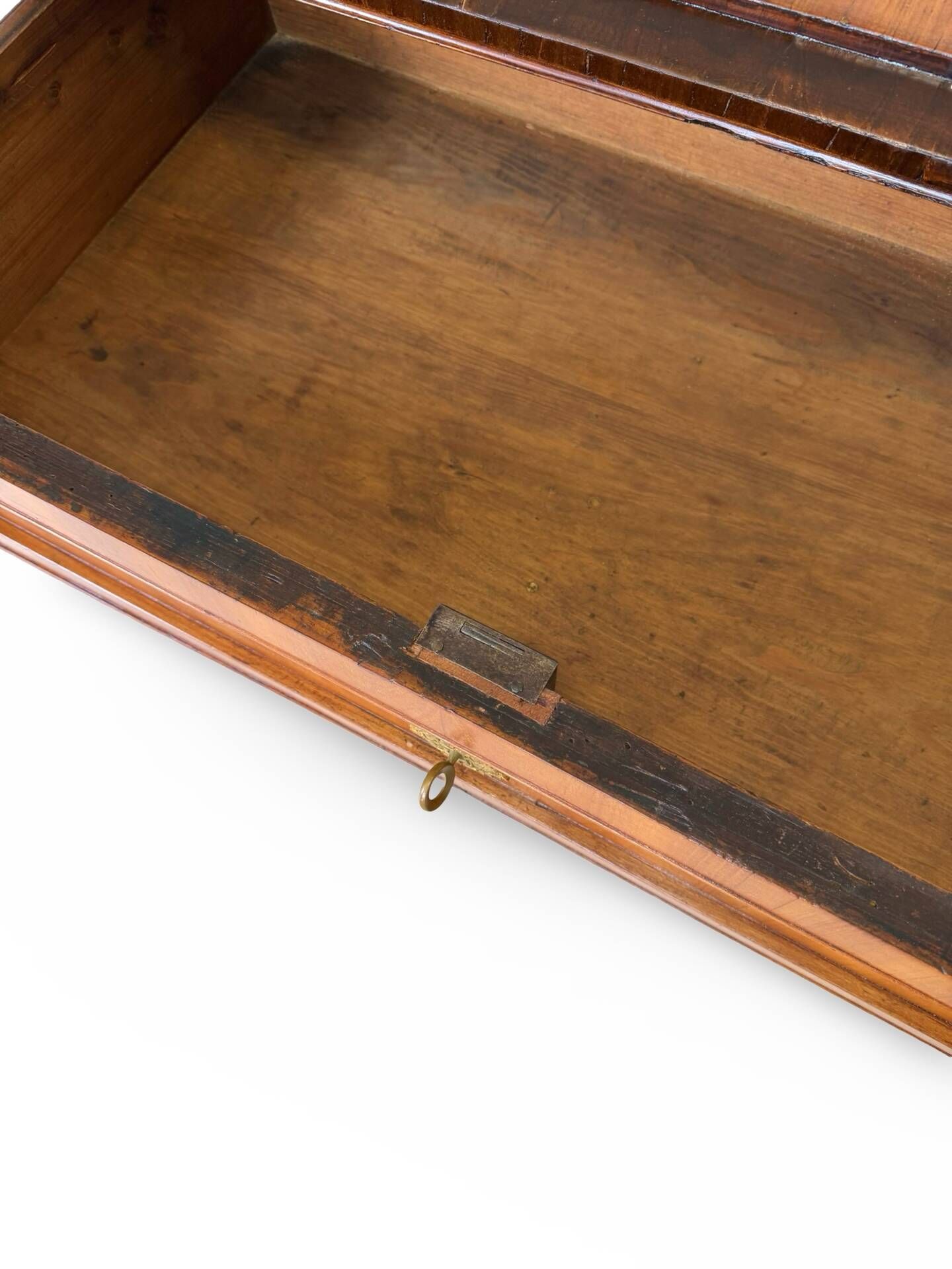 Small Antique walnut and walnut veneered Chest of Drawers – Neoclassic