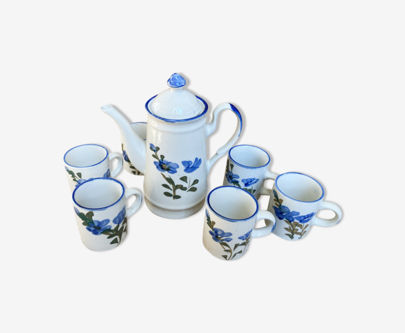 Service à thé fleuri en porcelaine