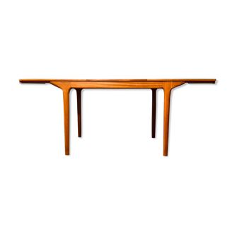 McIntosh extending table designed by Tom Robertson