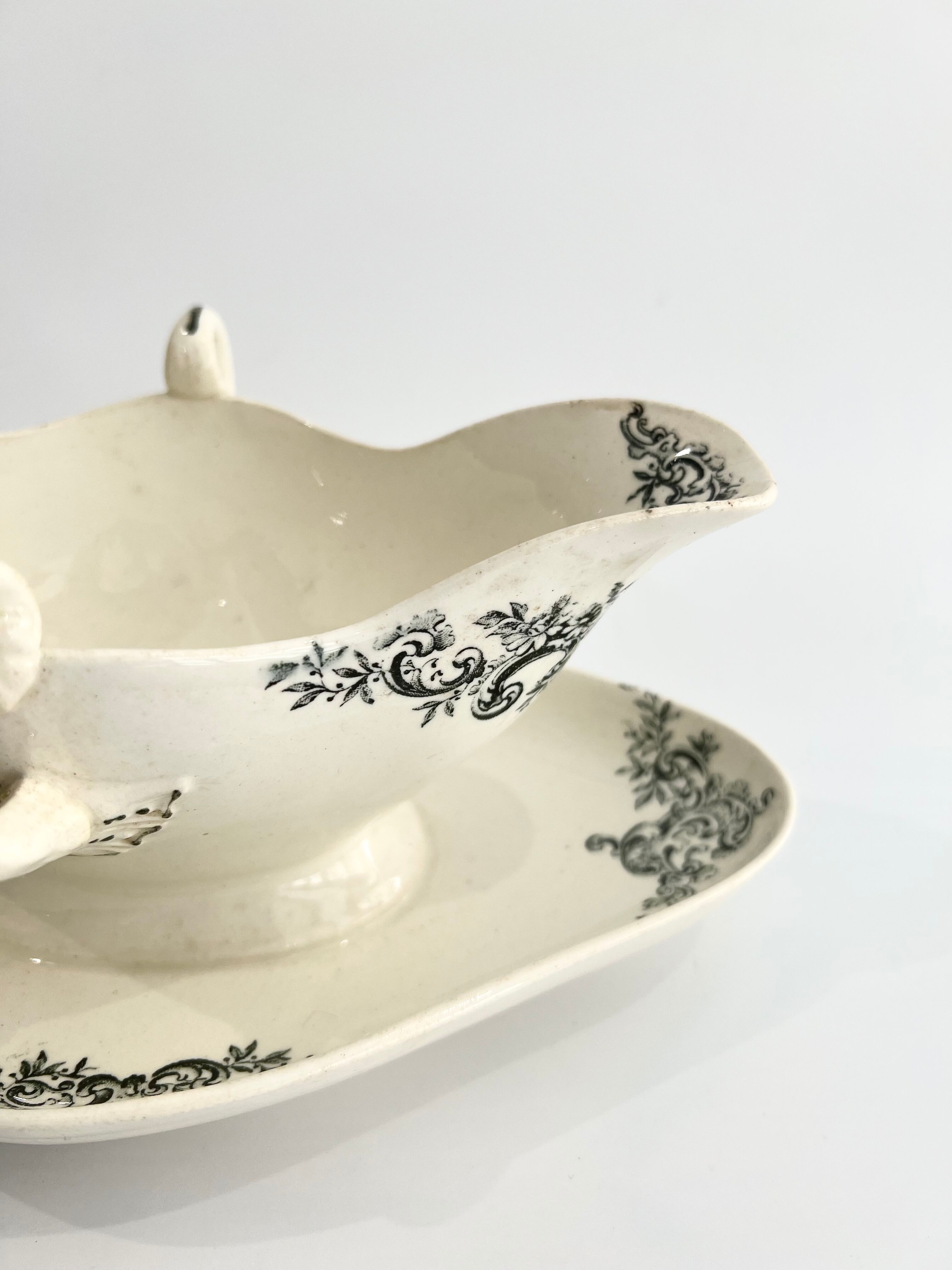 Saucier land of iron Louis XV