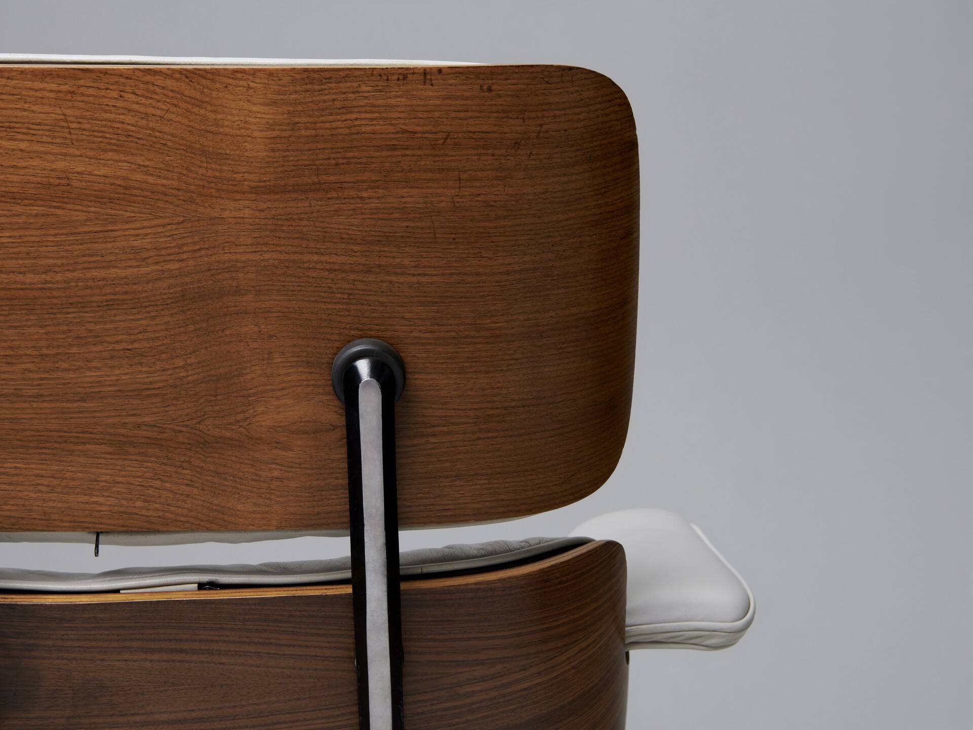 Fauteuil lounge et ottoman Herman Miller Charles & Ray Eames