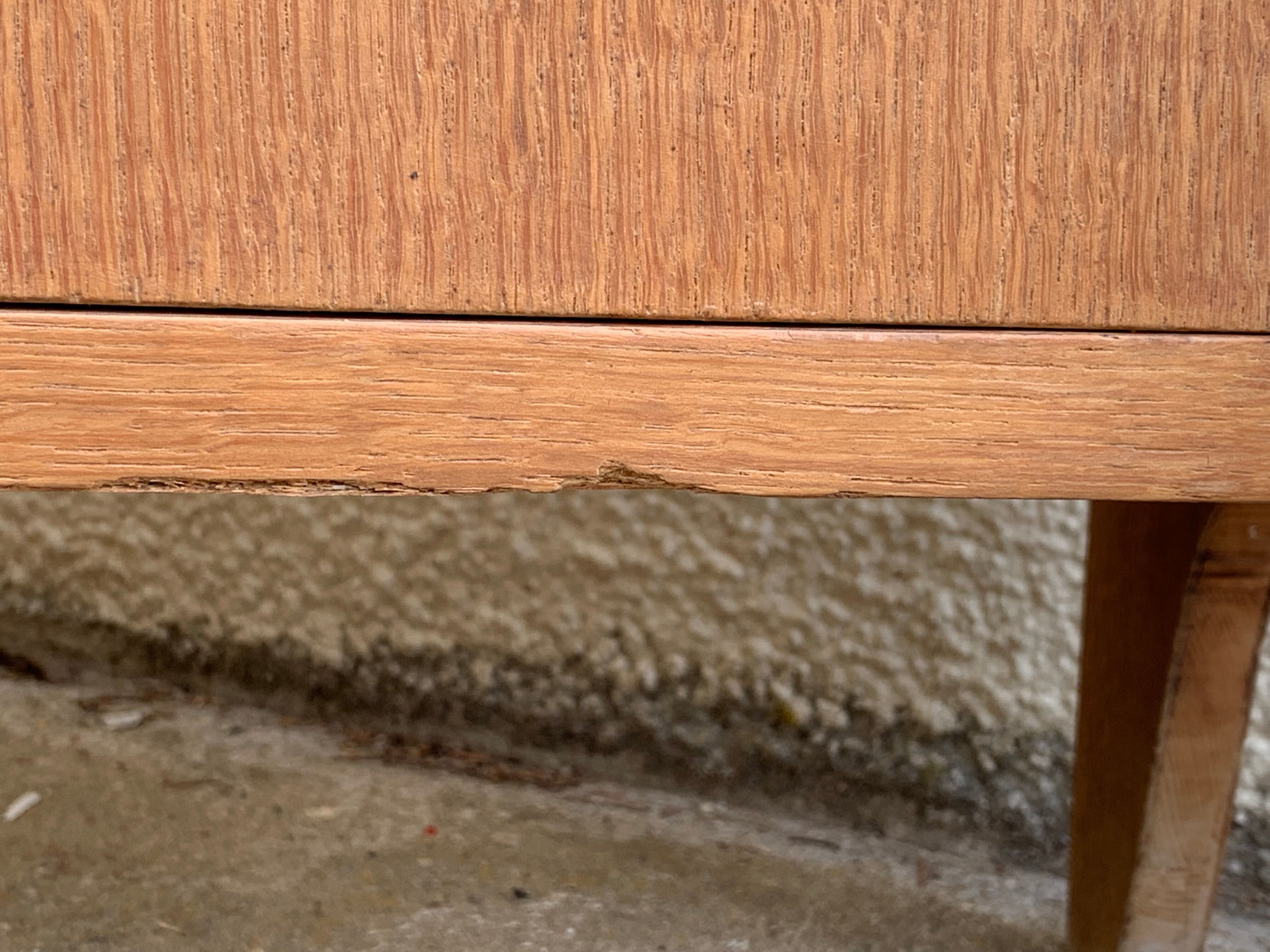 Vintage bookcase feet aileron 1950