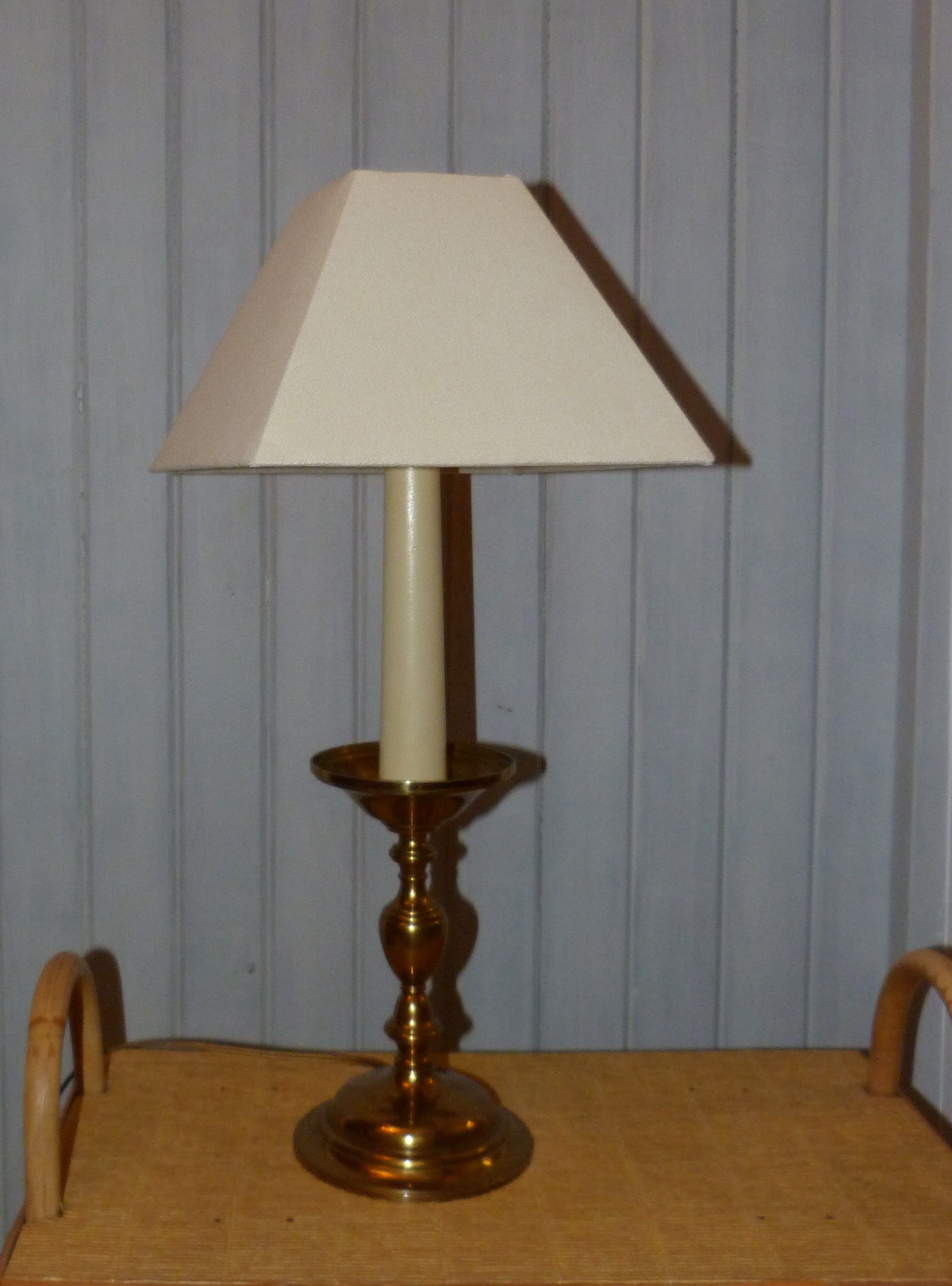 Candlestick lamp