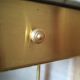 Table d'appoint en laiton et marbre