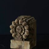 Bookend 02
