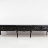 Buffet bas noir de style Louis XV, XXe siècle, France
