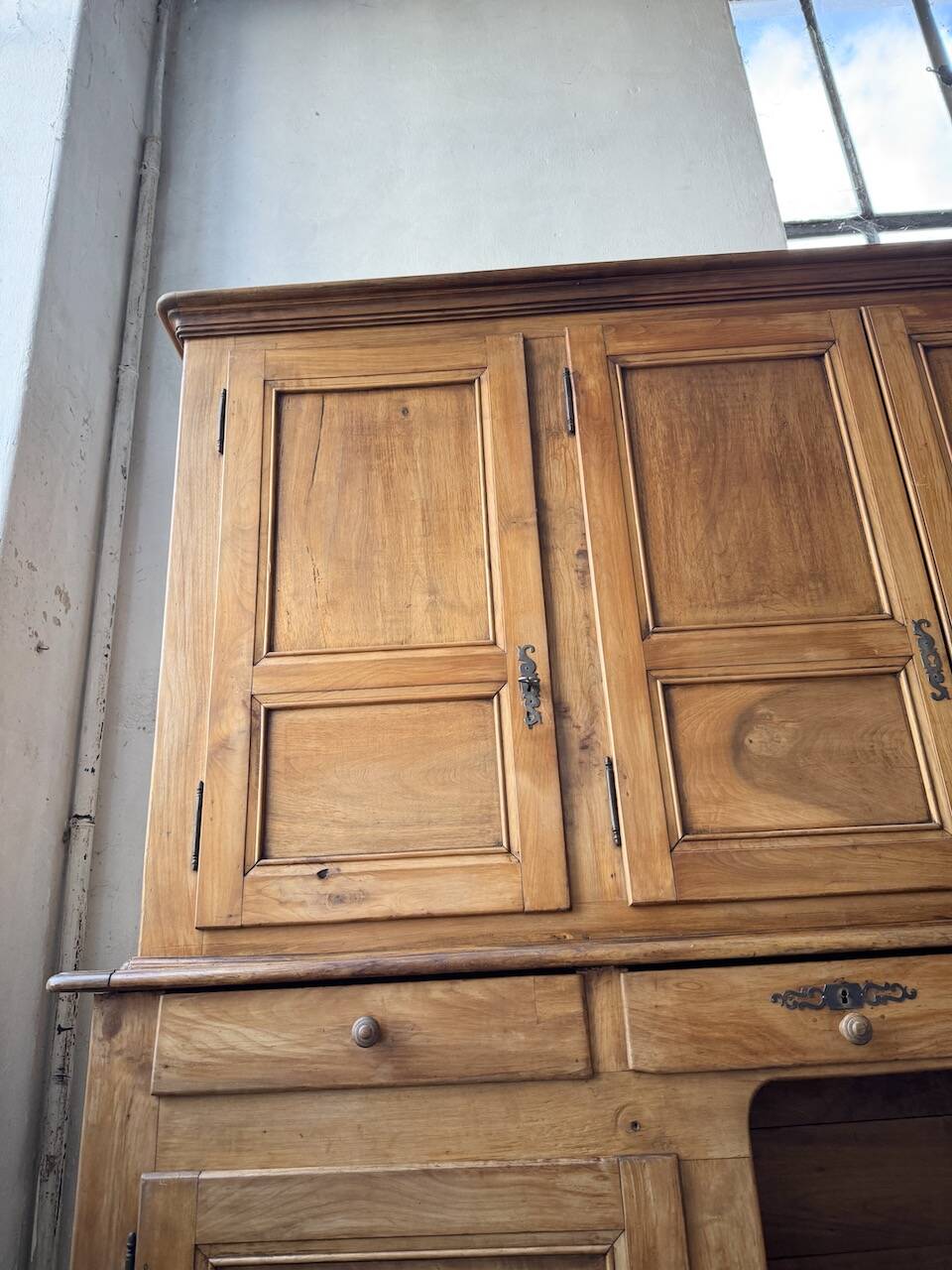 Mountain walnut furniture XXL 1900