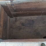 Coffre style Louis XIII en chêne, époque XXIème