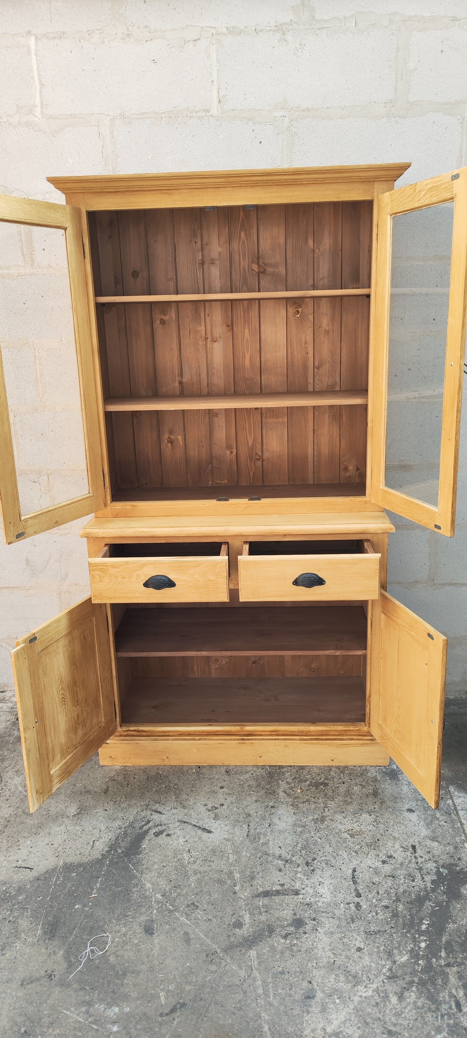 Furniture dresser two waxed pine bodies