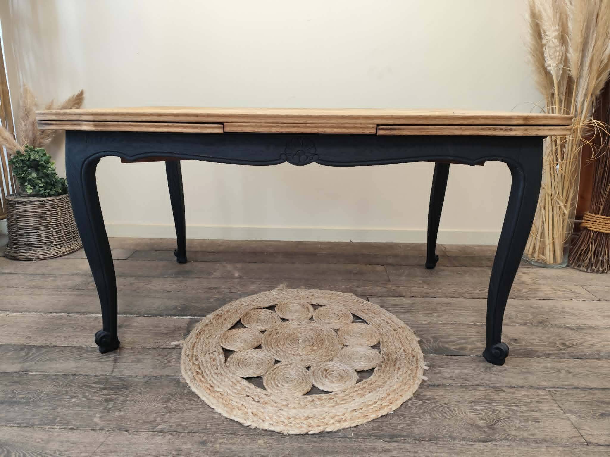 Table style regence en chene massif