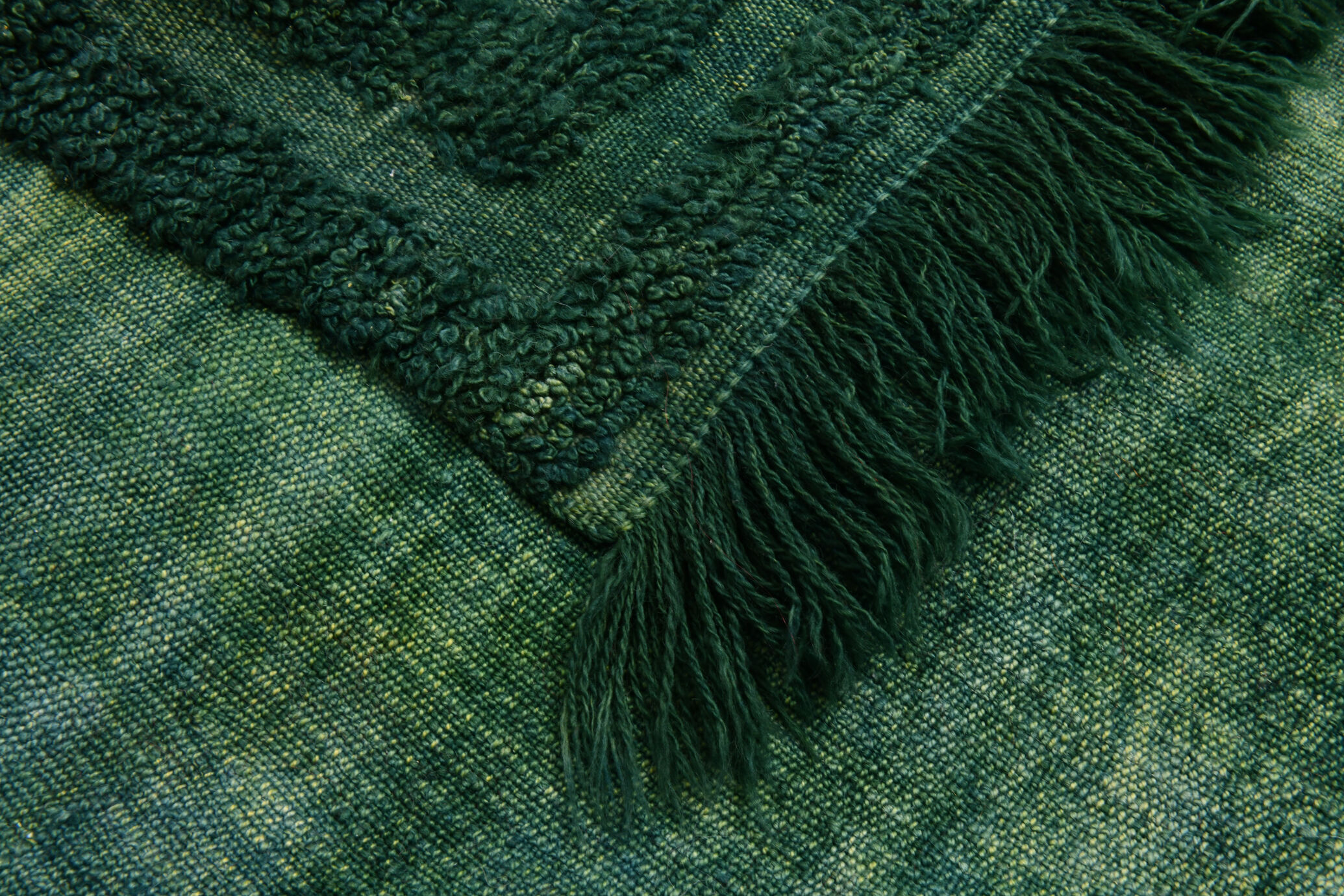 3x3 square green vintage rug 94x105cm