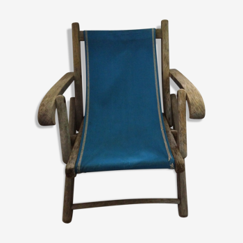 Folding wood and blue fabric lounger chair