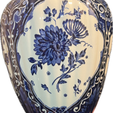 Vintage Delft Blue Ginger Jar: large blue and white ceramic vase