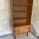 Bibliothèque vintage refaite à neuf