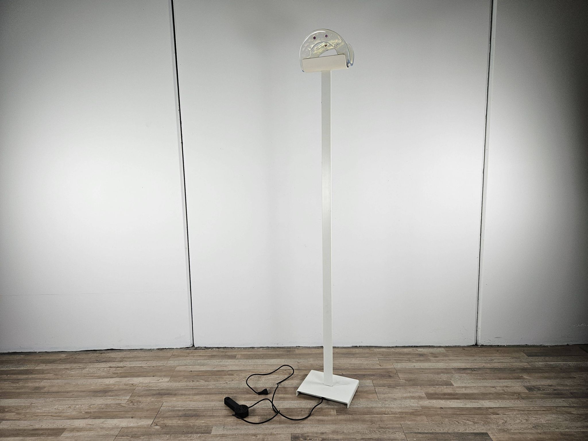 Lampadaire conçu par Roberto Pamio des années 70