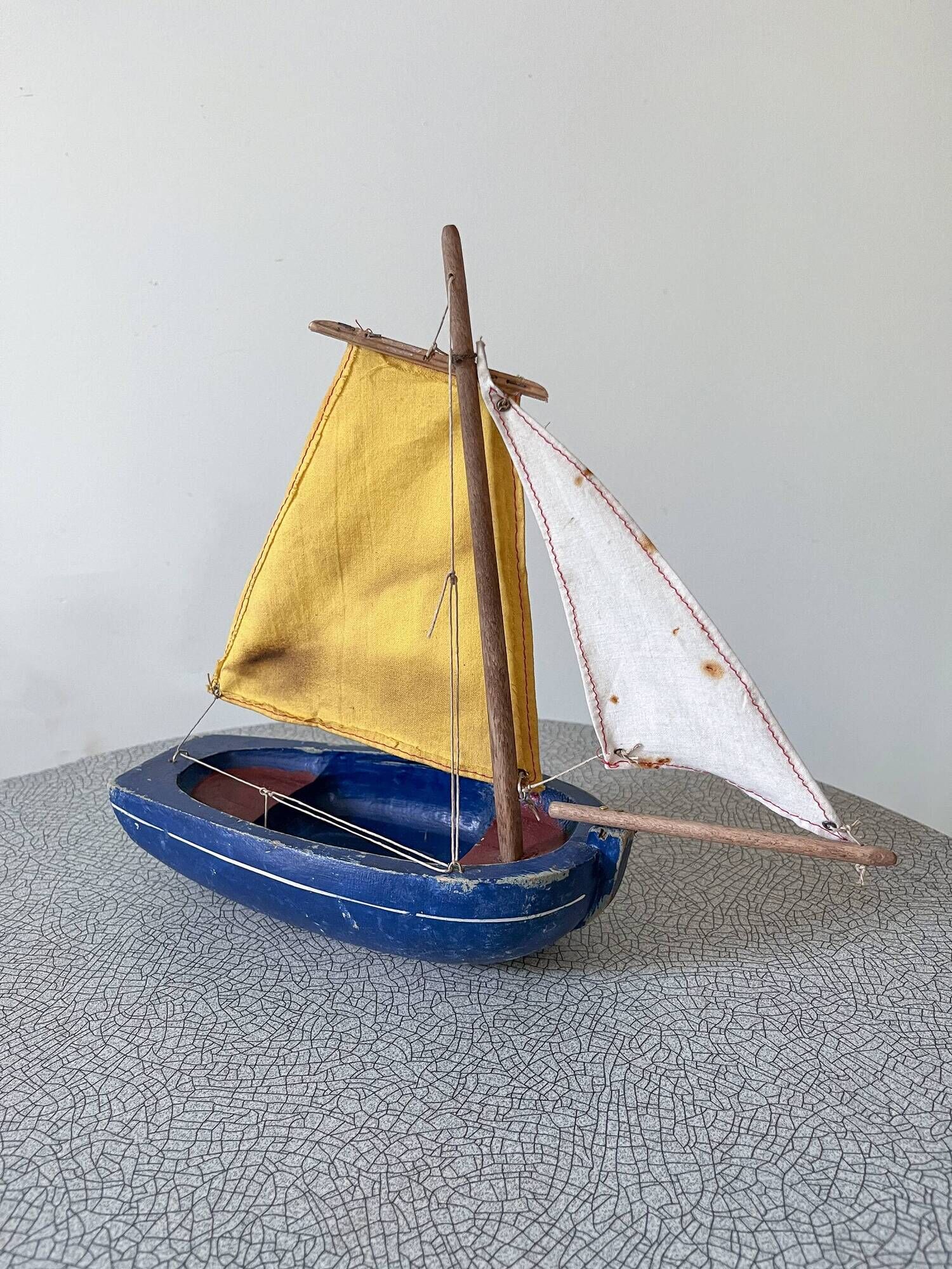 Basin sailing boat from the French brand Tirot, vintage toy.