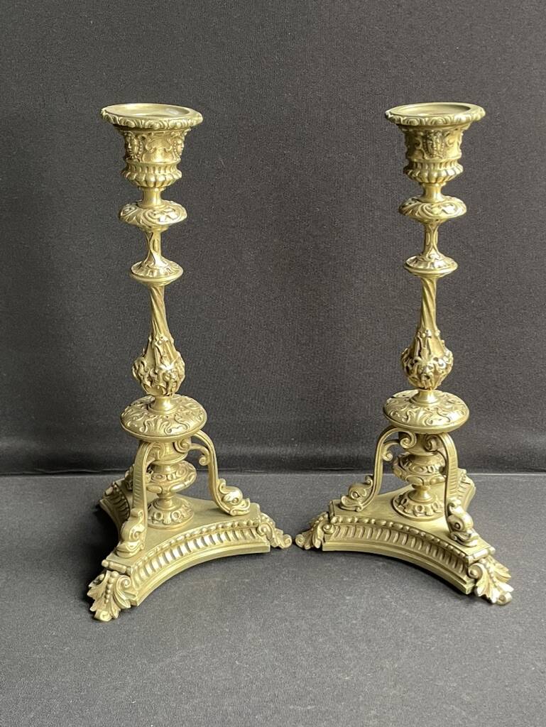 Pair of 19th century candlesticks – Gilt bronze