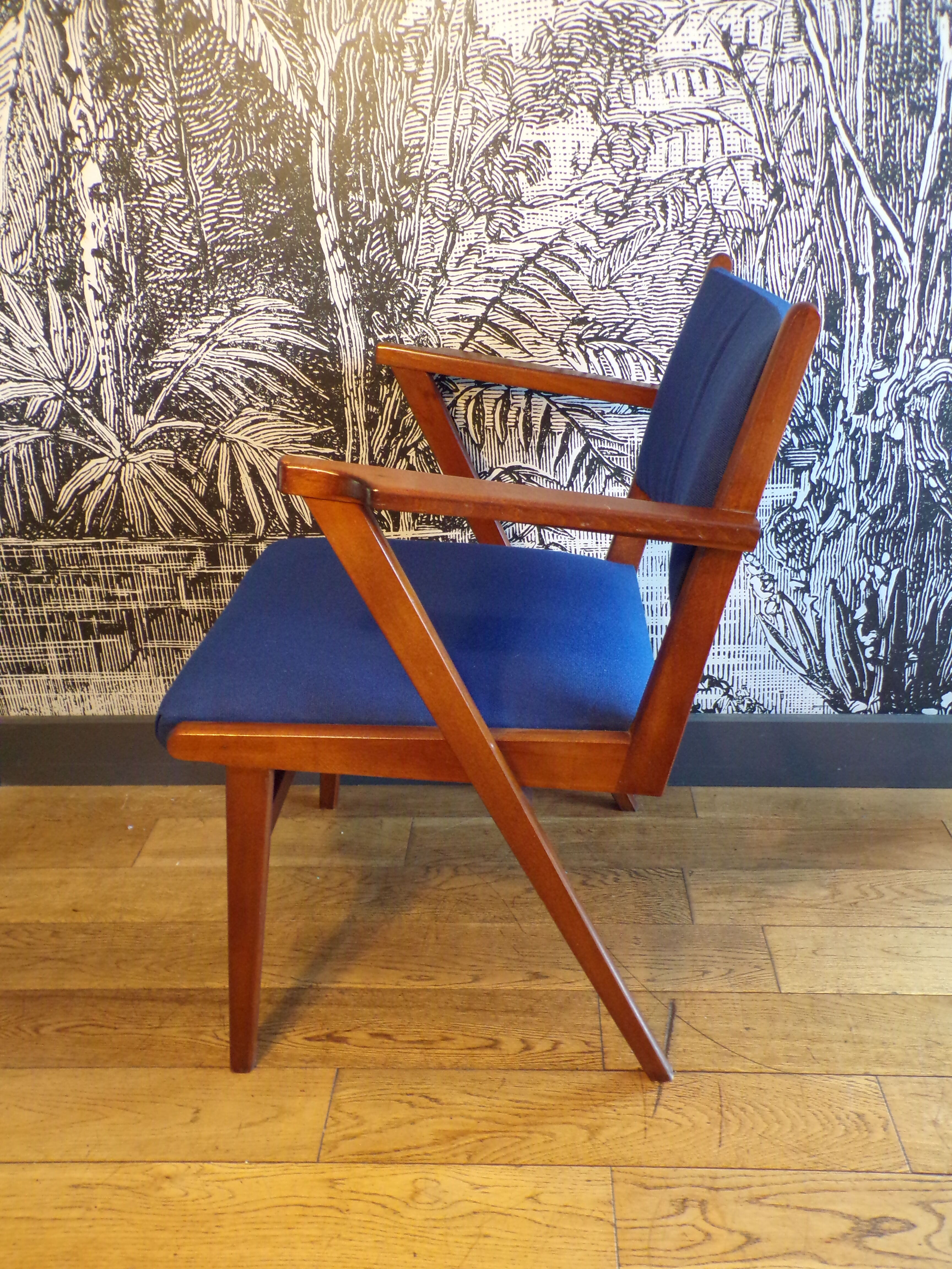 Scandinavian armchair wood and jersey