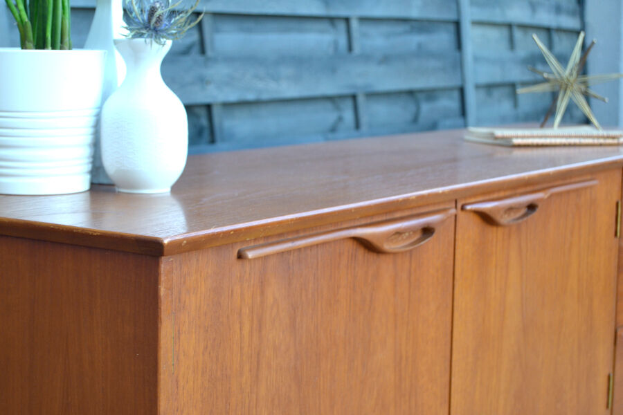 Enfilade en teck par Jentique