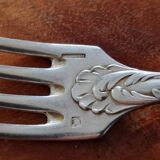 4 fourchettes à entremets Christofle en métal argenté modèle Chrysanthèmes