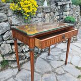 Small desk table in marquetry