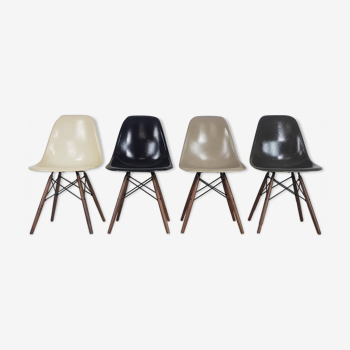 DSW side chairs by Charles & Ray Eames edition Herman Miller