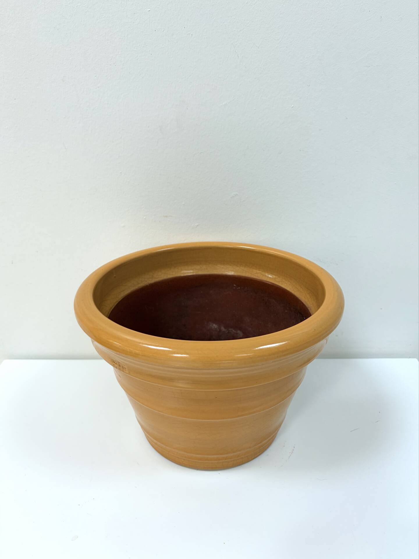 Italian garden pot silma from the 1970s