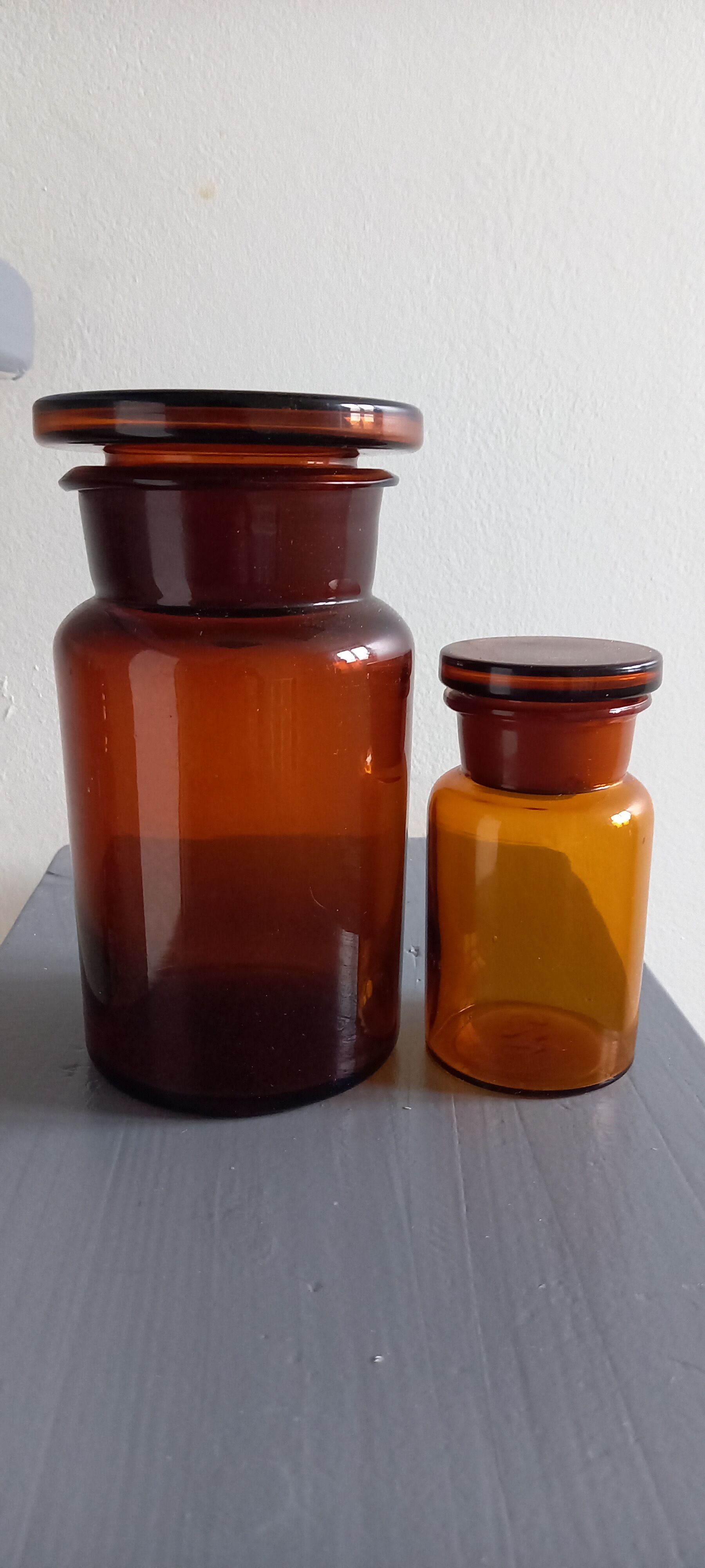 Amber glass jars