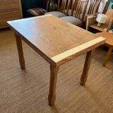 Extendable farmhouse table with 2 vintage leaves