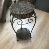 Tripod harness in wrought iron and wicker
