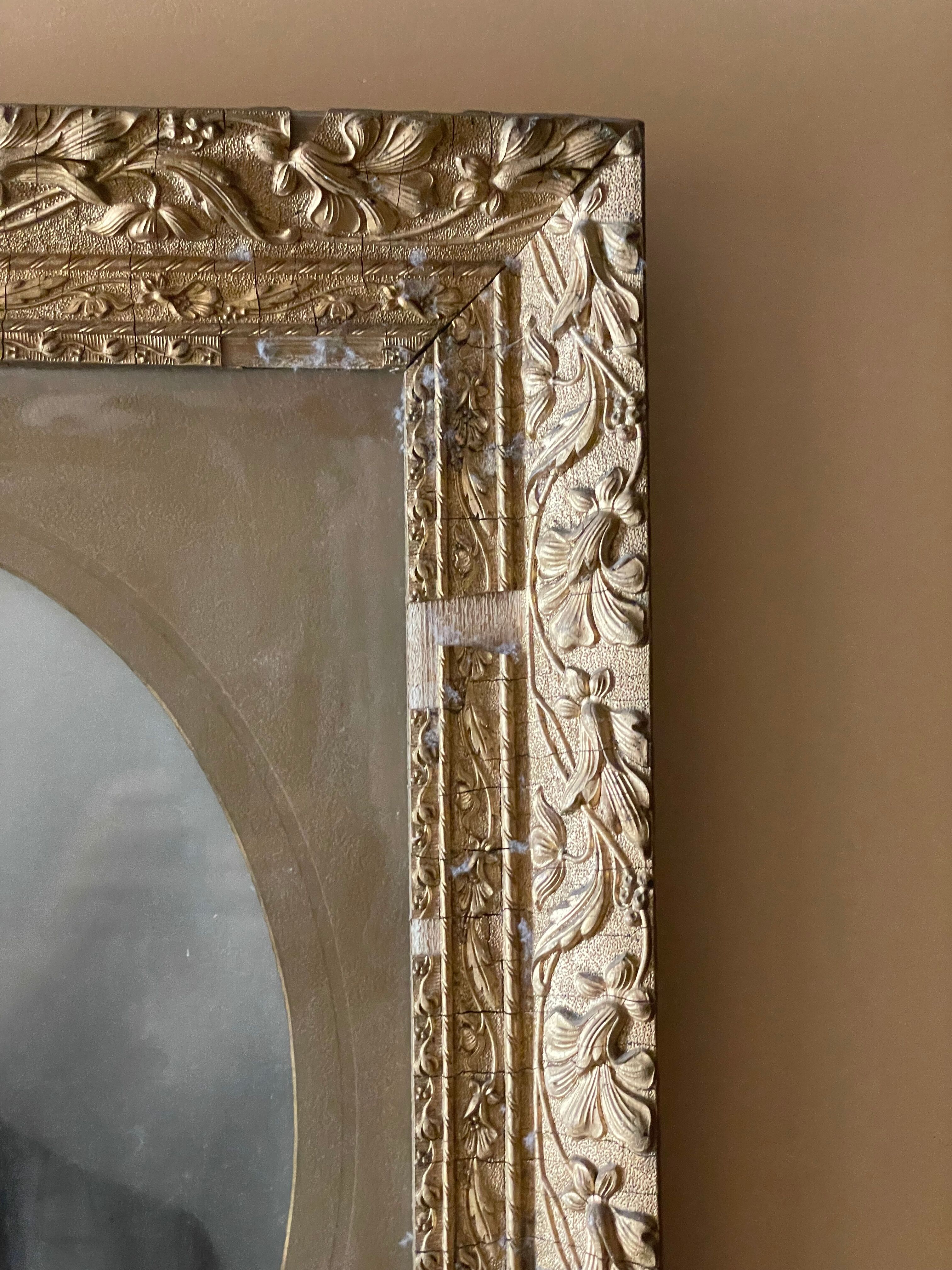 Old framed portrait photo