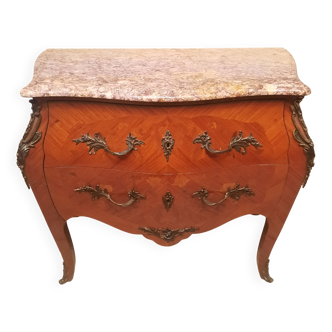 Commode en marqueterie de style Louis XV