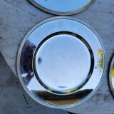 5 assiettes de présentation en métal argenté