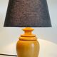 Lampe bois massif et tissu vintage
