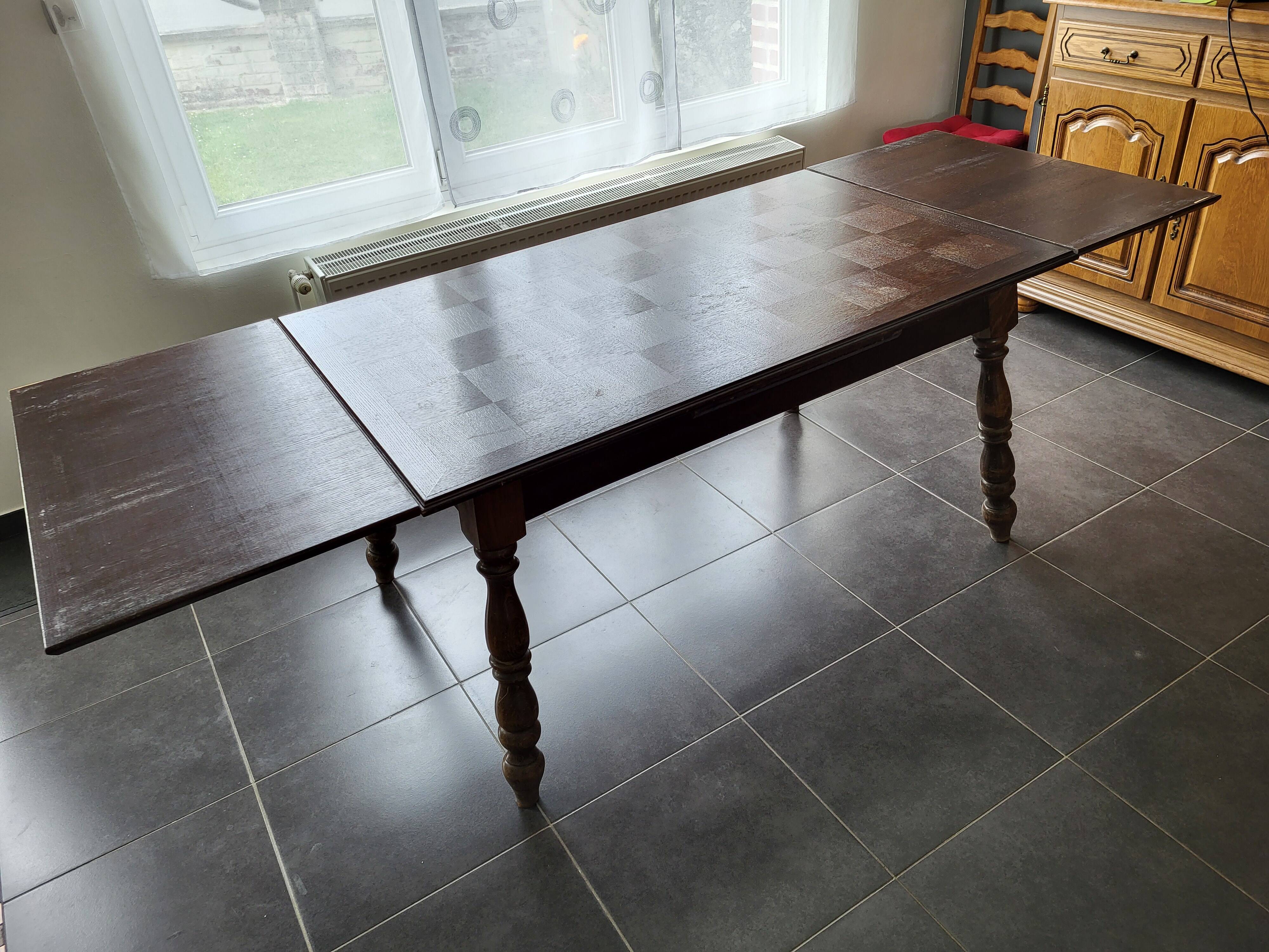 Table de salle à manger