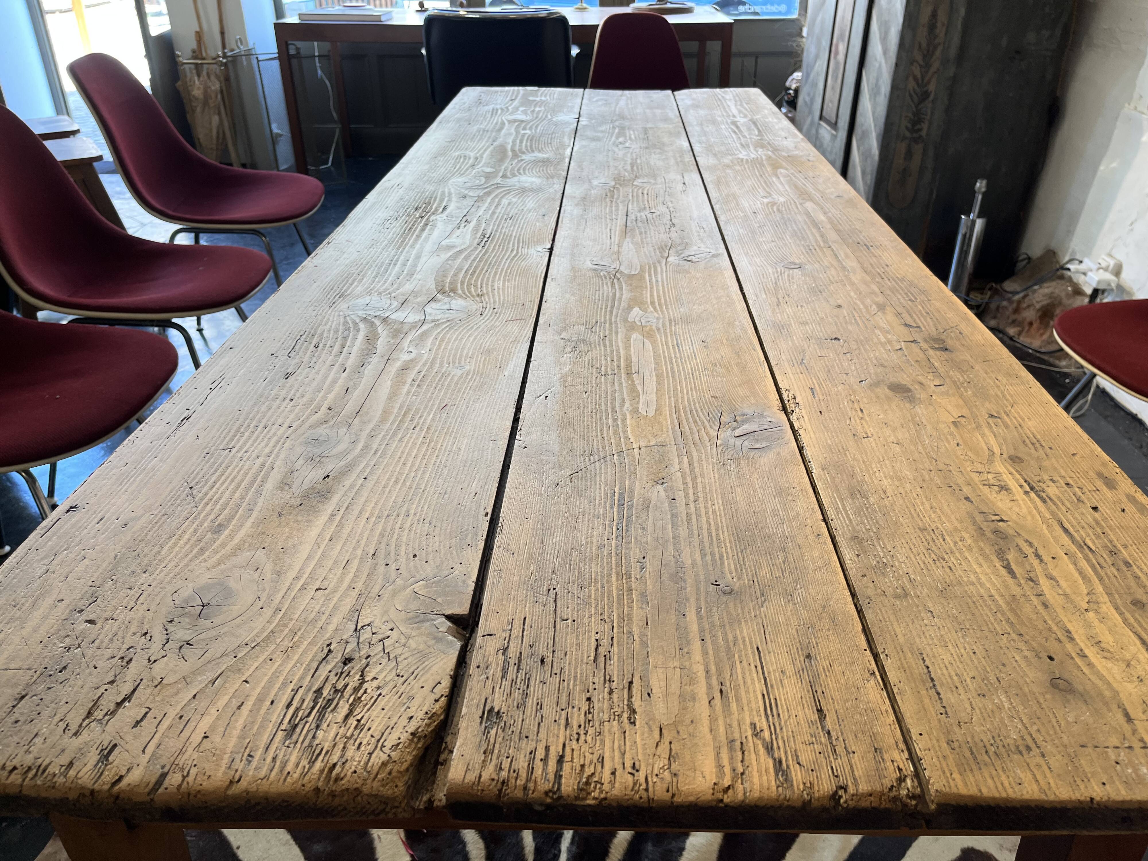 Farmhouse table