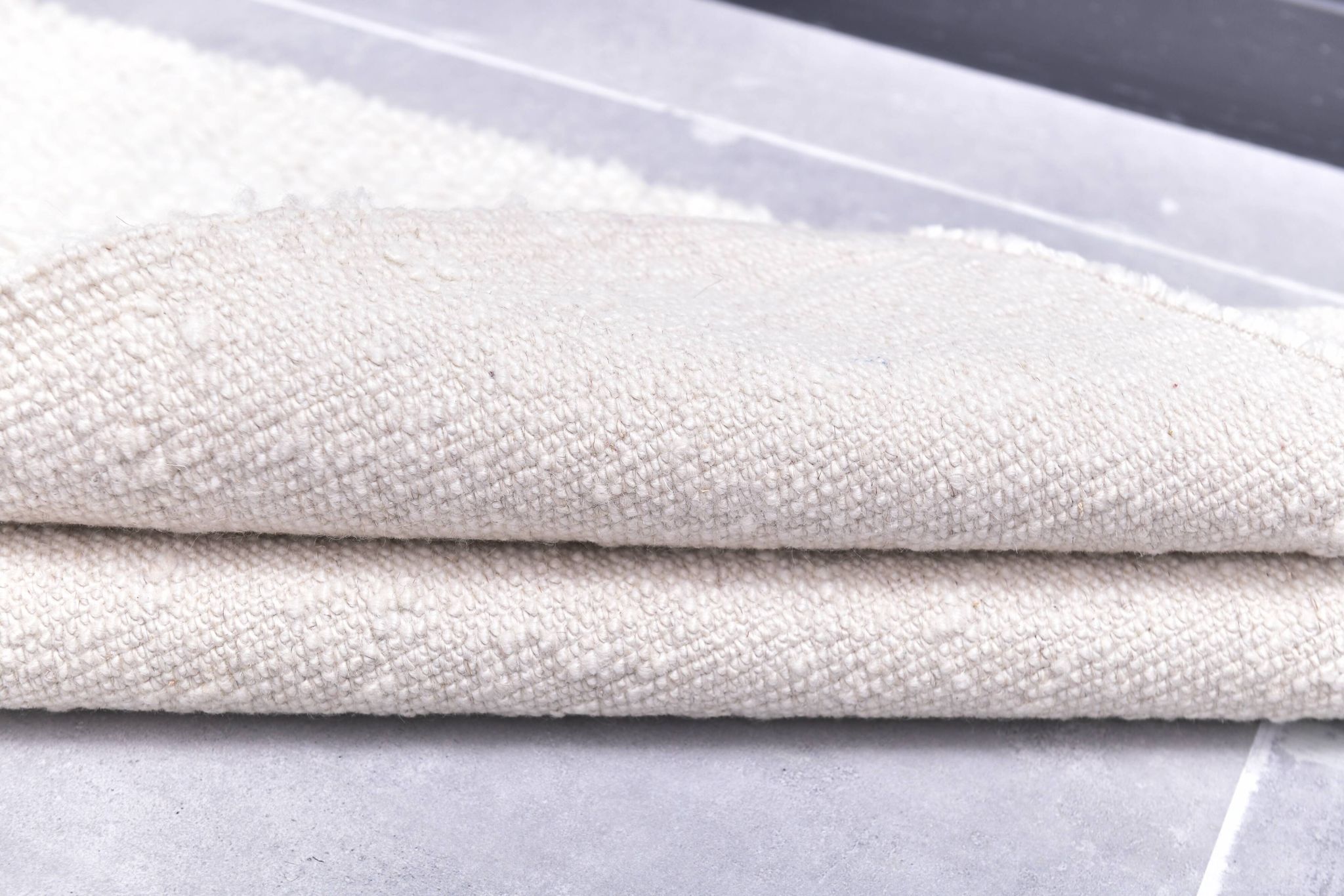 2x8 White Handmade Wool Vintage Runner Rug, 67x246Cm