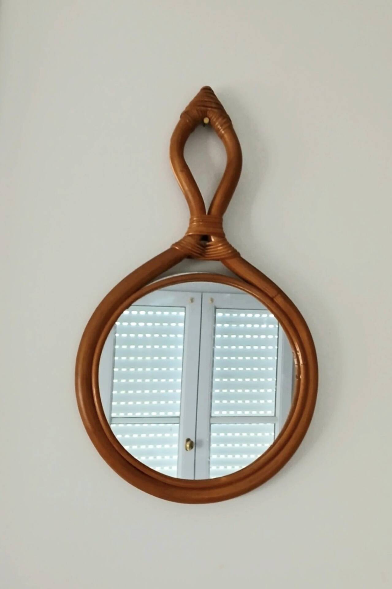Drop mirror in rattan, 1960