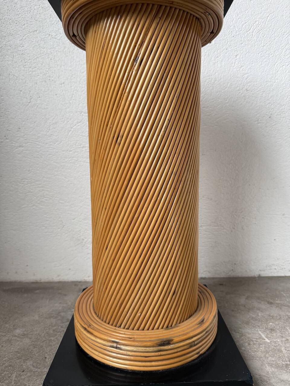Crespi South Nursery Rattan Column
