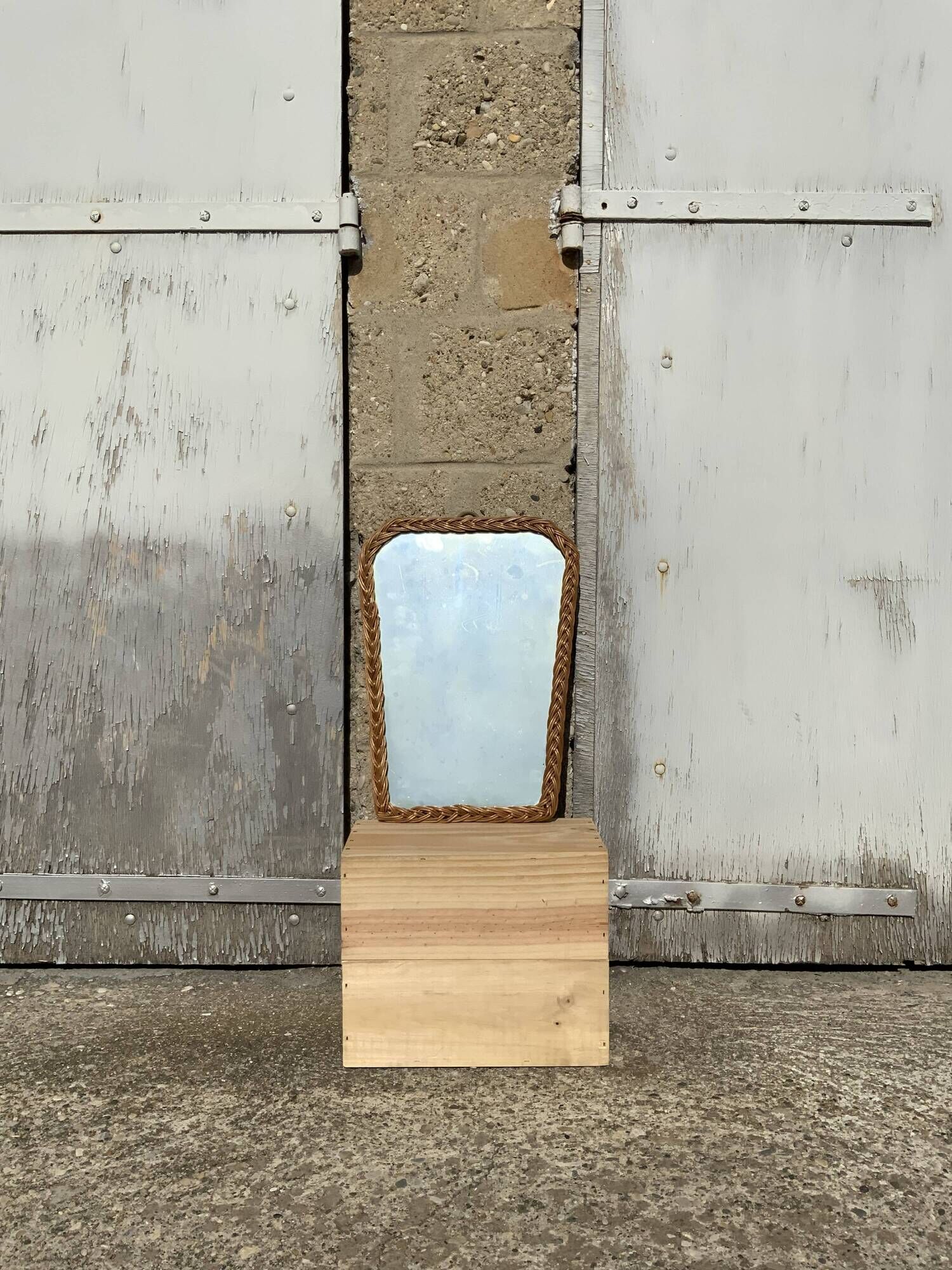 Antique mirror in rattan and wood shape mirror vintage braided wicker