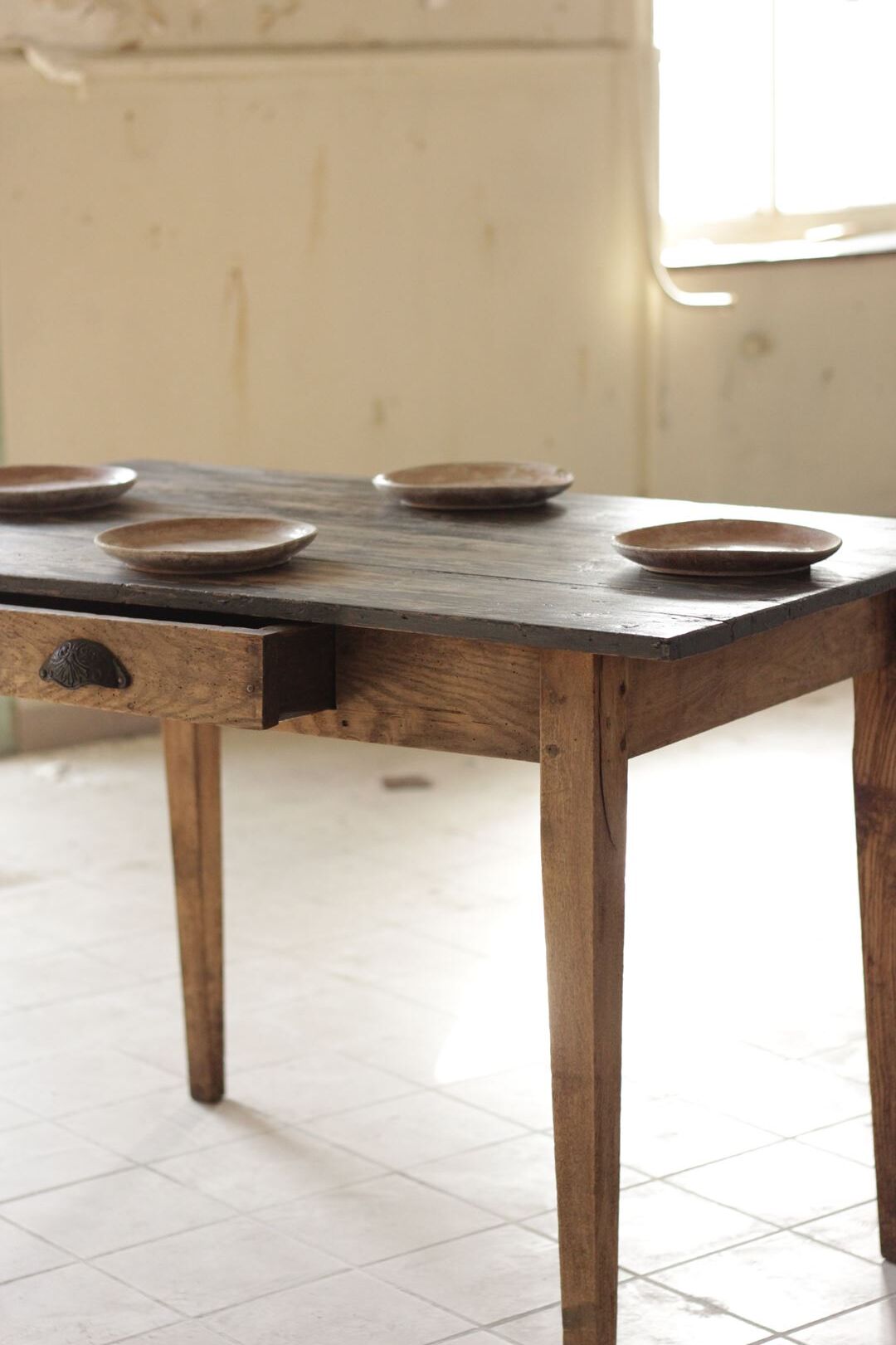 Early twentieth table