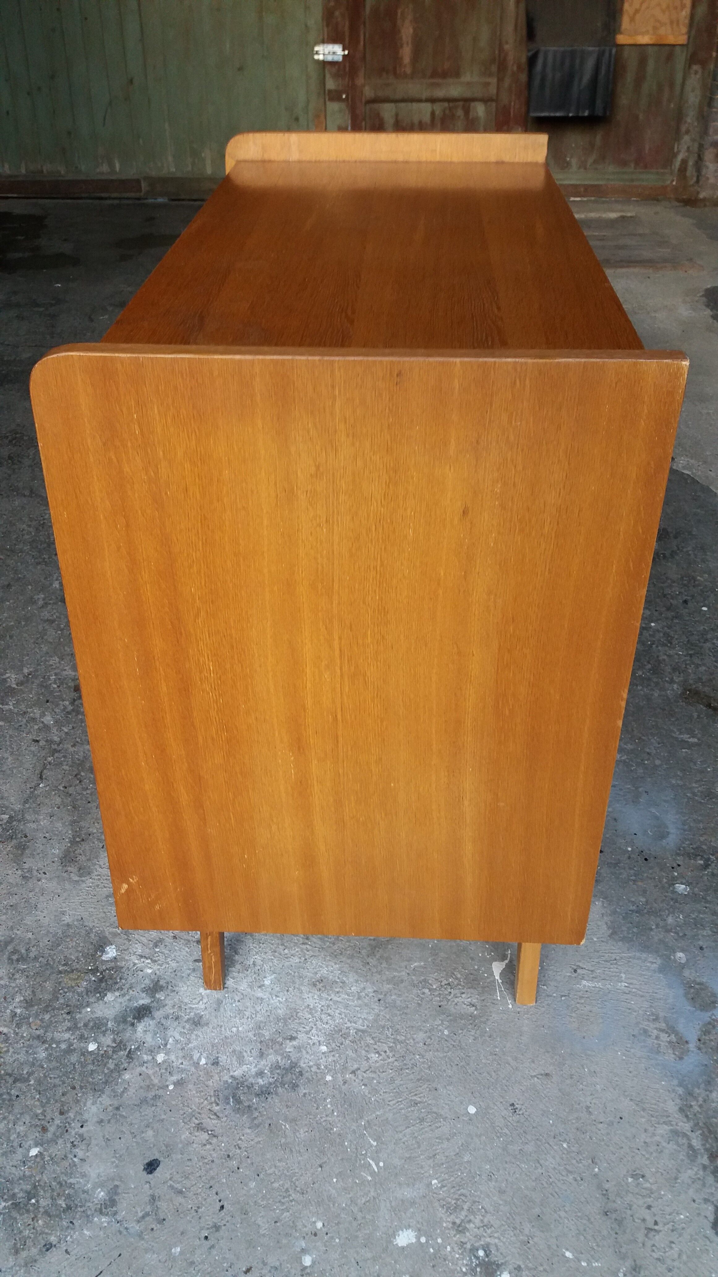 Dresser compass feet, 50s