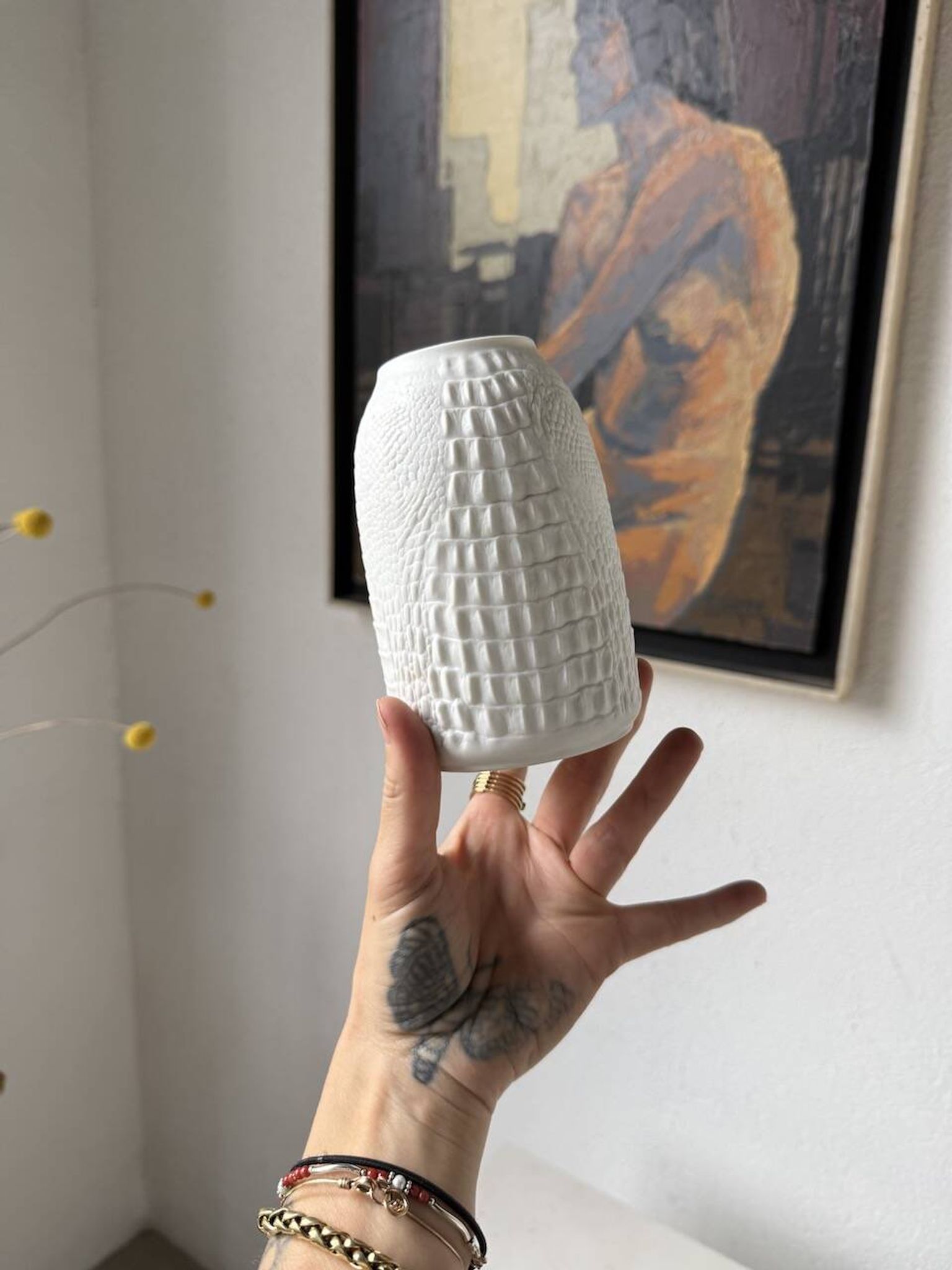Vase en porcelaine Kaiser, finition « peau de crocodile »