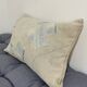 Coussin artisanal en toile ancienne style Kilim
