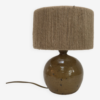 Table lamp in pyrite sandstone and jute cord