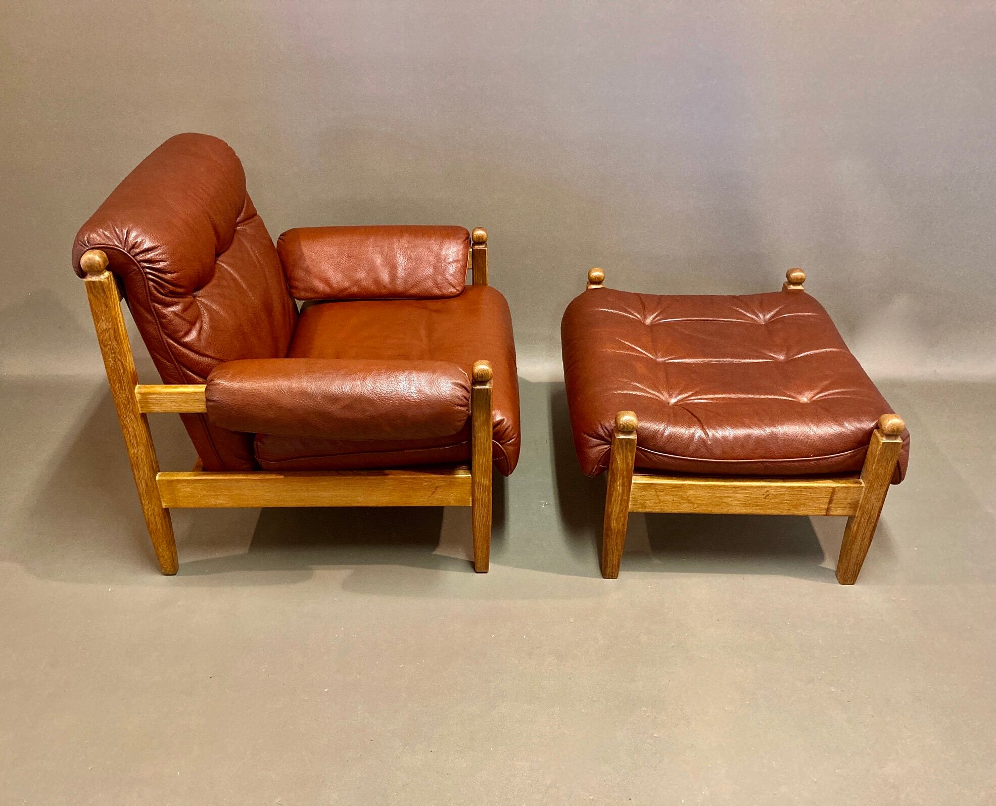 Armchair and its Ottoman leather design 1950.