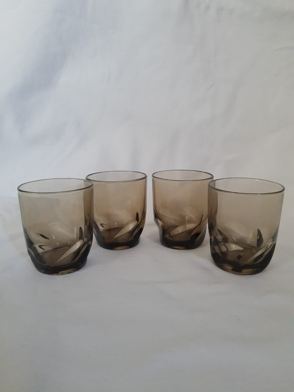 Set of 4 vintage 70s smoked glasses
