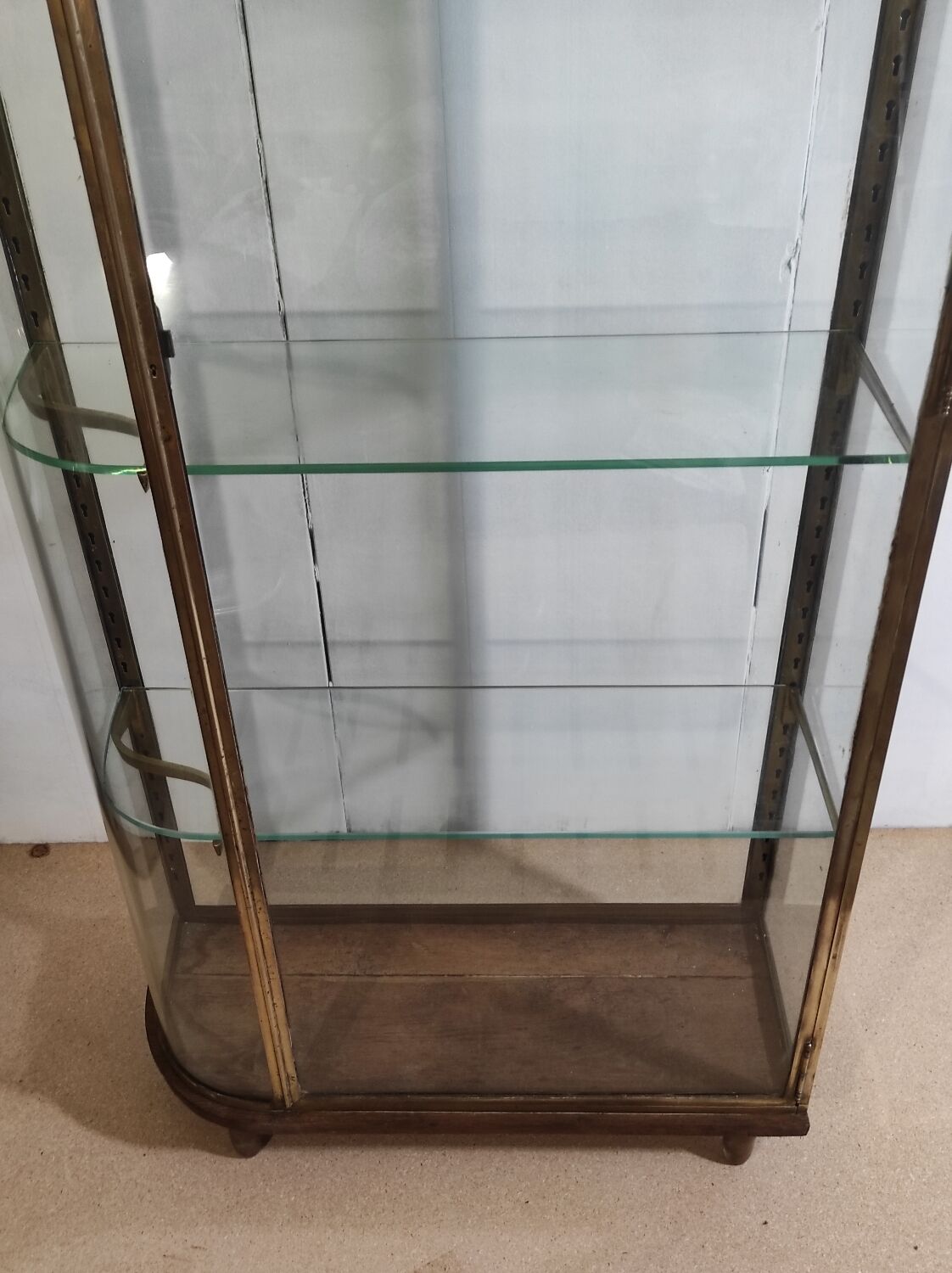 Jeweler's showcase in brass and glass - circa 1900